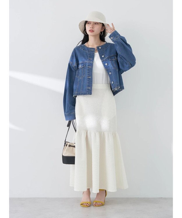 earth music&ecology エンボスフラワー　切替ボリュームスカート Ivory