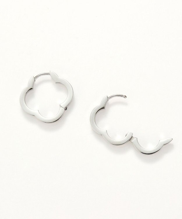 Phoebe 【金属アレルギー対応】フラワーワンタッチフープピアス　シルバー/サージカルステンレス シルバー