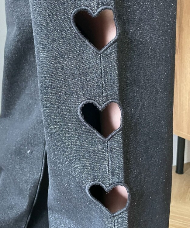 WEGO 【MLサイズ展開】ハートサイドラインストレートパンツ ブラック