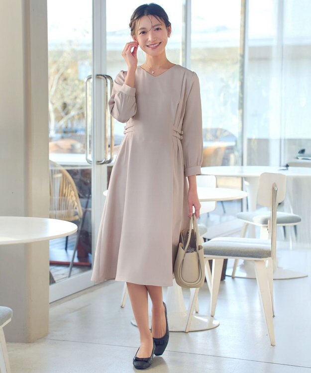 Tiaclasse L サイドベルトデザインワンピース グレージュ