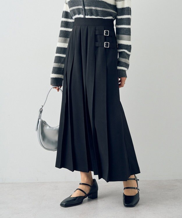 earth music&ecology サイドバックルプリーツスカート Black