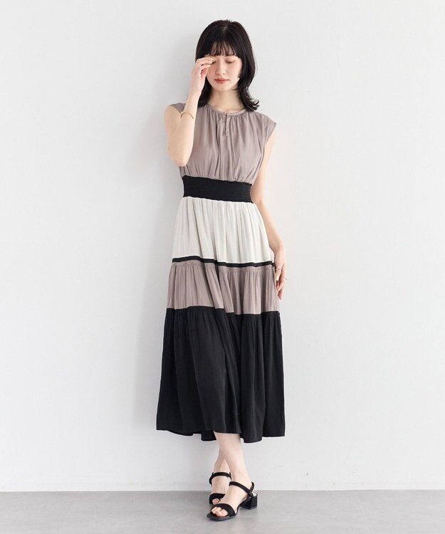 YECCA VECCA マルチカラーシャーリングワンピース Beige