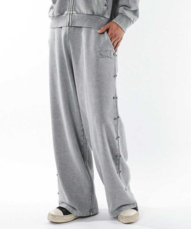 WEGO 【ユニセックス着用ITEM】ブリーチスタッズロゴスウェットパンツ グレー