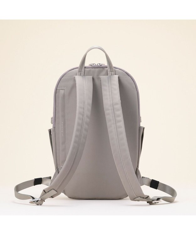 ACE BAGS & LUGGAGE W&.Day/Night クルホ ラウンドリュック 11.0インチタブレット収納 15296 ダブルアンドデイナイト グレージュ