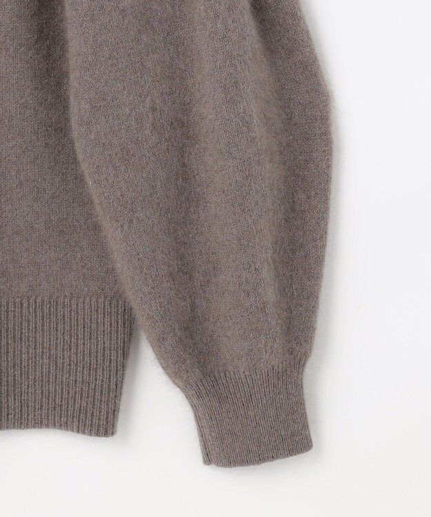 組曲 S フラッフィーファーＶネック ニット ブラウン系