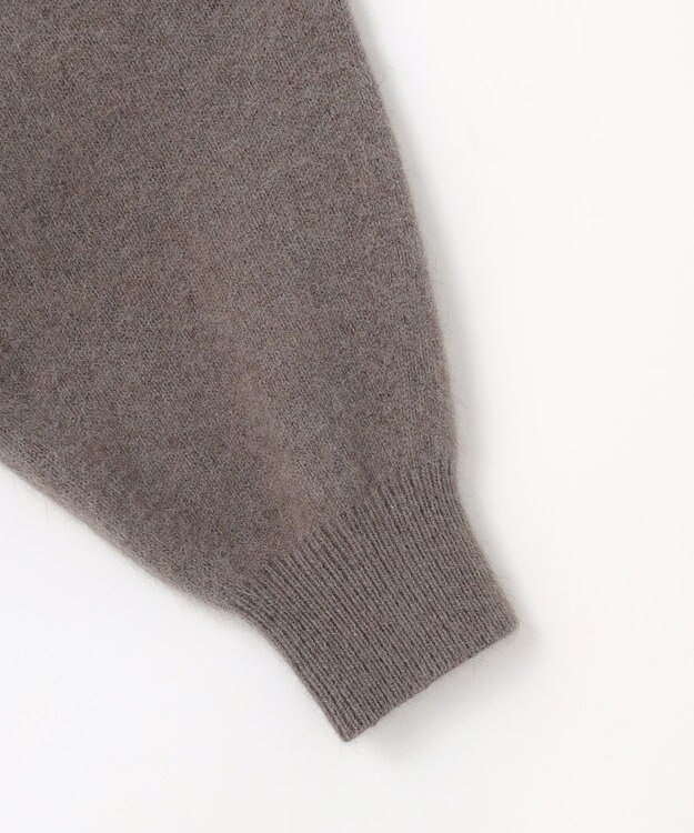 組曲 S フラッフィーファーＶネック ニット ブラウン系