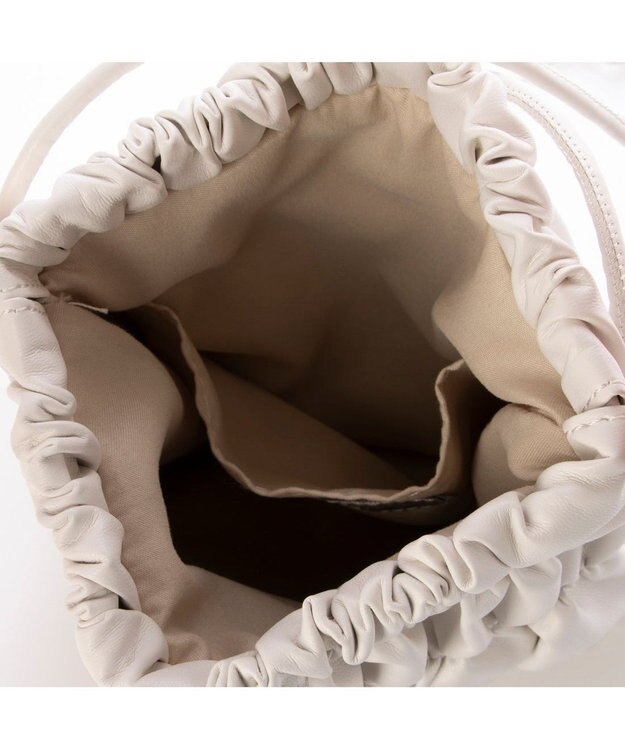 UNBILLION カシュカシュ cachecache / シャーリング口金ショルダー アイボリー