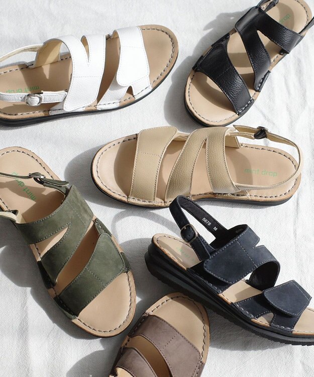 Pointer 本革 甲幅調整 マジックテープ付きサンダル ベージュ