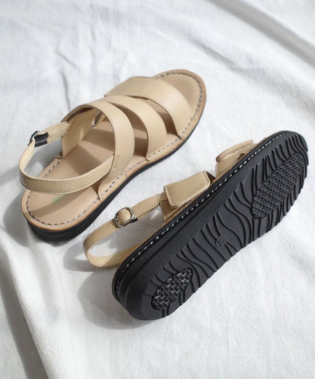 Pointer 本革 甲幅調整 マジックテープ付きサンダル ベージュ