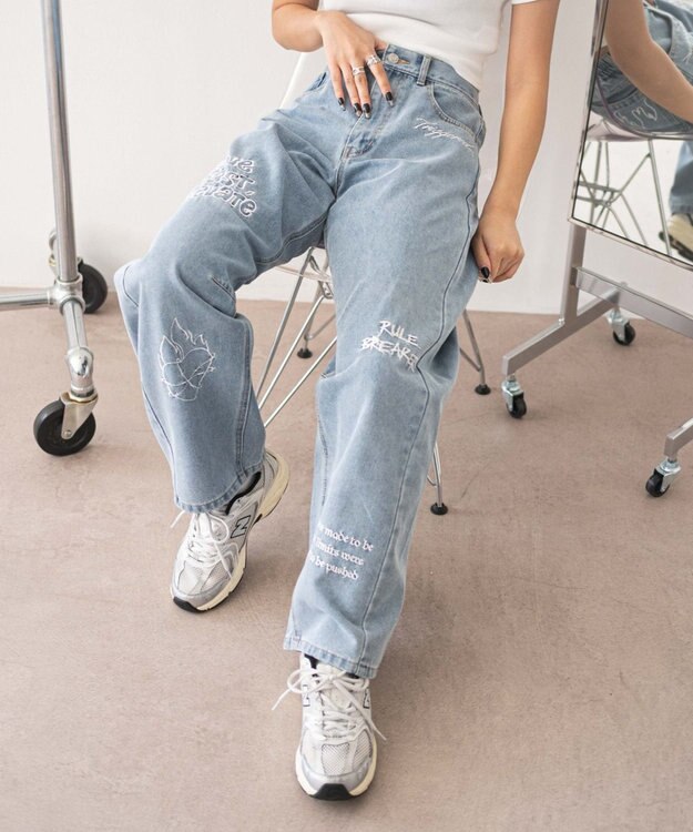 WEGO 刺繍ロゴバレルレッグパンツ デニム中濃色