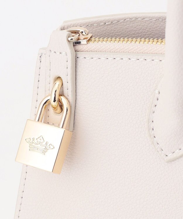 TOCCA HAPPY KEY LEATHERBAG レザーバッグ アイボリー系