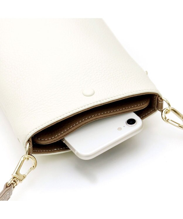 IBIZA エスタンダル　マルチポシェット 緑