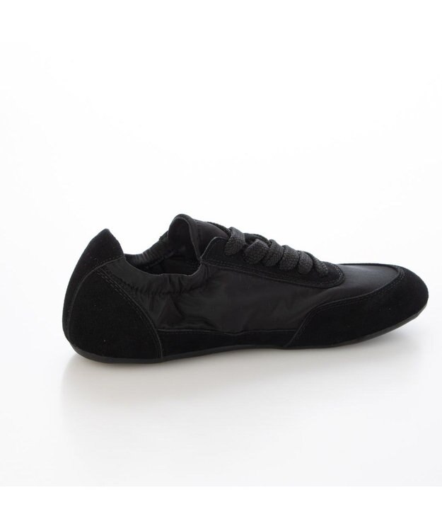 ing <ing>シャーリングローヒールスニーカー ブラック