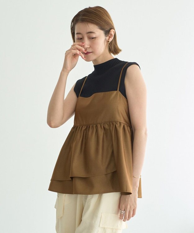 YECCA VECCA シャイニーオーバーキャミ Camel