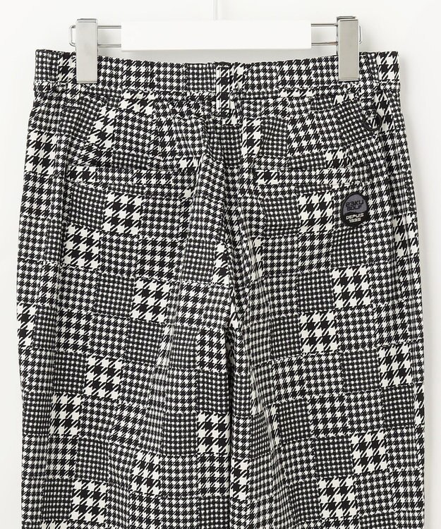 23区GOLF フレンチシックなスタイリングに！【WOMEN】チェック柄 テーパードパンツ ブラック系3