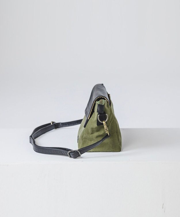 YUSHI EVER - FLAP SHOULDER ナイロン 本革 かぶせショルダーバッグ オリーブ
