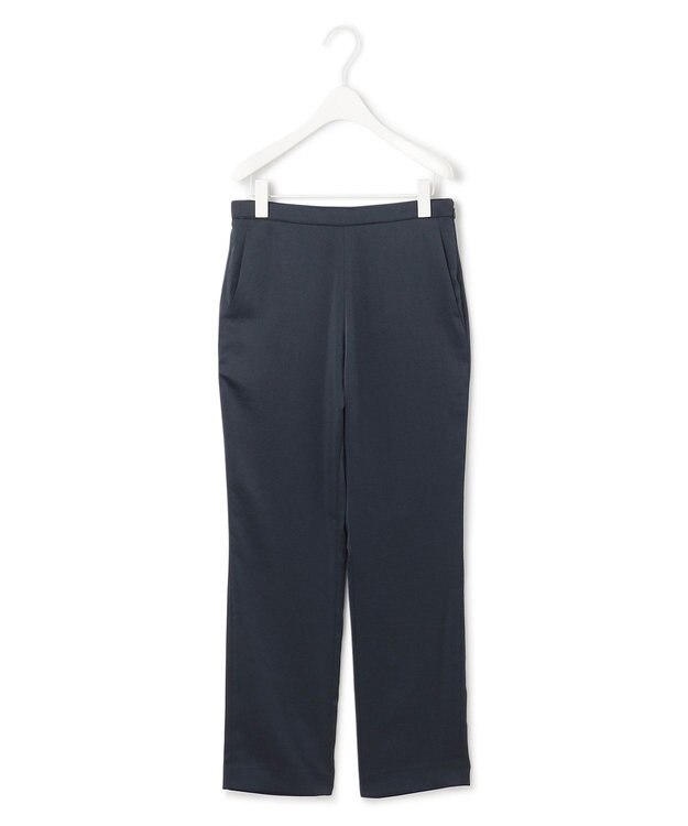 ICB 【MAG×スタイリストコラボ】シャイニーシアーニット×サテンストレートパンツ ベージュニット×ネイビーパンツ