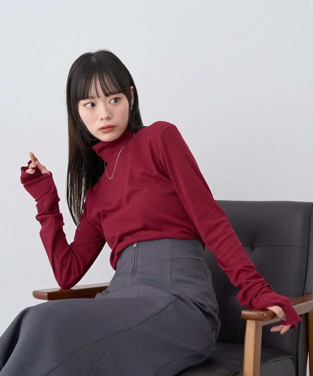 earth music&ecology リブタートルネックプルオーバー Red