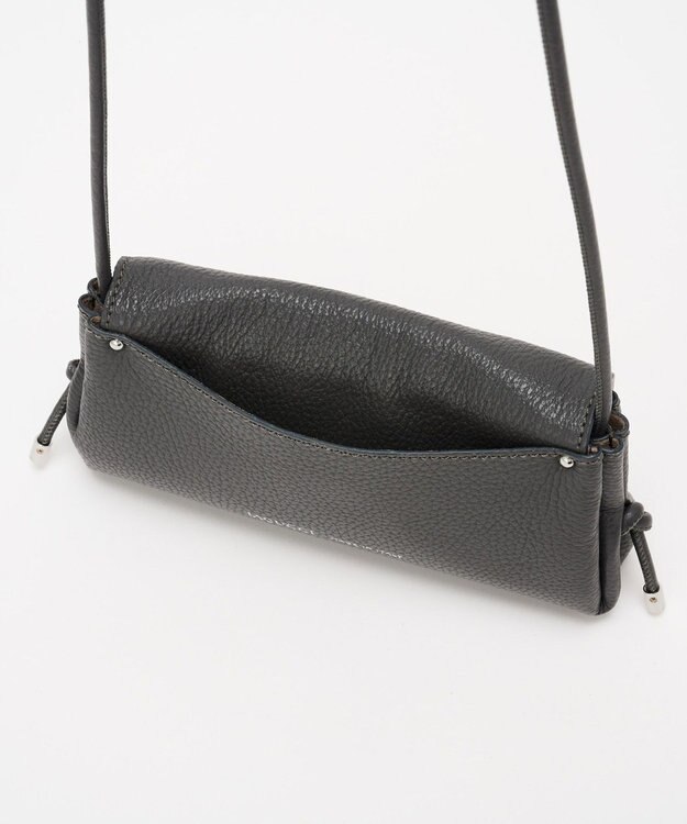 IACUCCI アバ ウォレットショルダー CERVO チャコールグレー