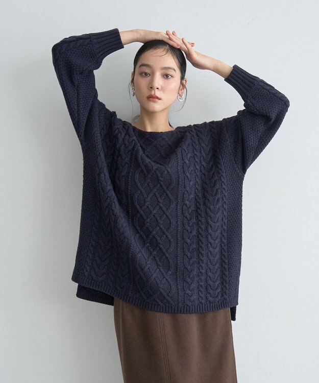 YECCA VECCA ケーブルニット Navy