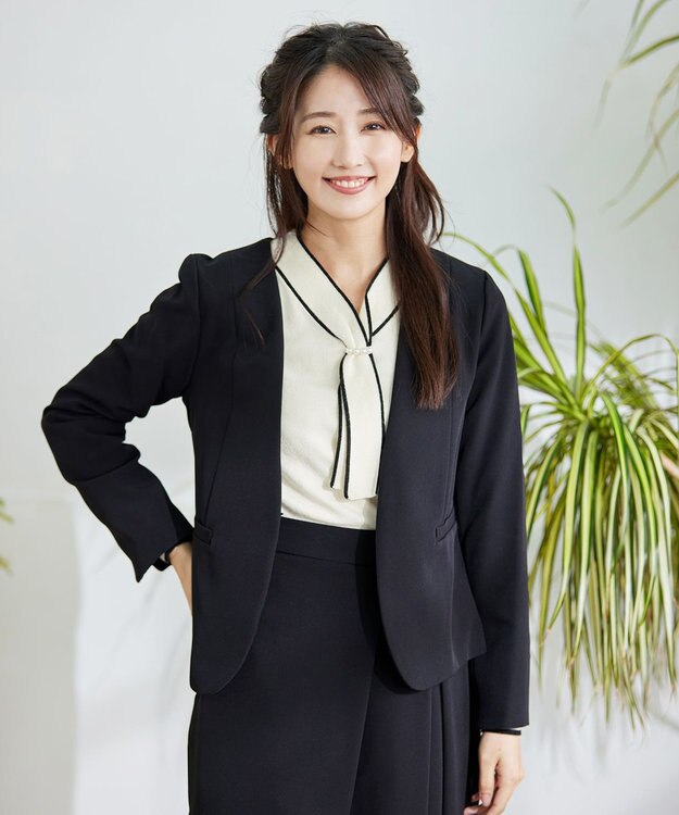 Tiaclasse 【洗える】パール付き配色ボウタイニットトップス オフホワイト