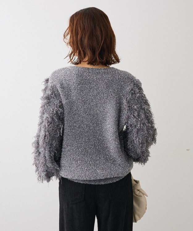 Green Parks ・ｆｕｒｒｙ　ｒａｔｅ　ラメフェザー袖フリンジニット Gray