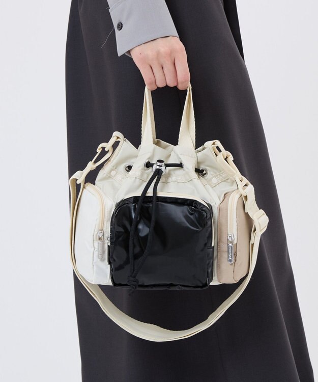 LeSportsac CONV DRAWSTRING CRSSBDY/ベージュ/ブラックシャイン/メレンゲ ベージュ/ブラックシャイン/メレンゲ