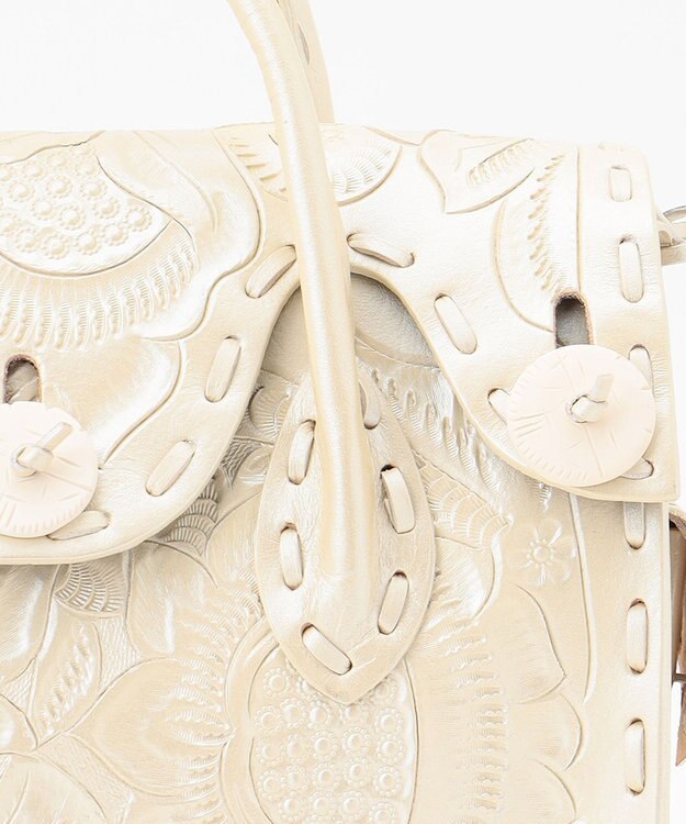 GRACE CONTINENTAL MaestraS-MTLC パールホワイト