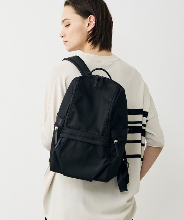 ICB 【新仕様・A4サイズ収納可・容量約14L】8ポケットナイロンリュック ブラック