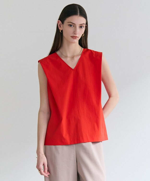 BEIGE， YANN / Vネックタックブラウス Red