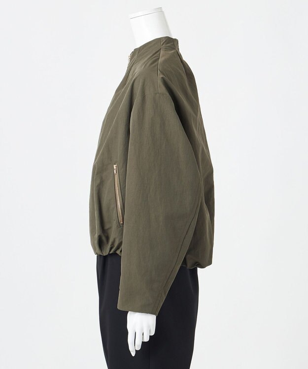 23区 【エステータ】エンシュクナイロン ブルゾン カーキ系