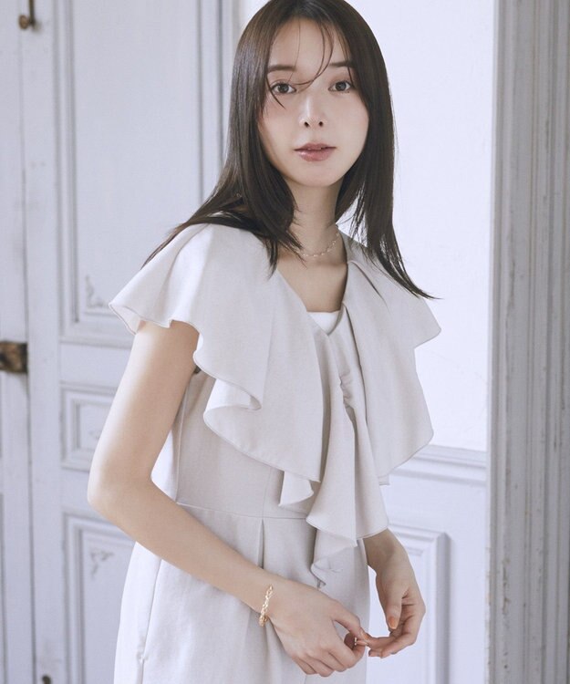 earth music&ecology ウェイビーメタルバングル Gold