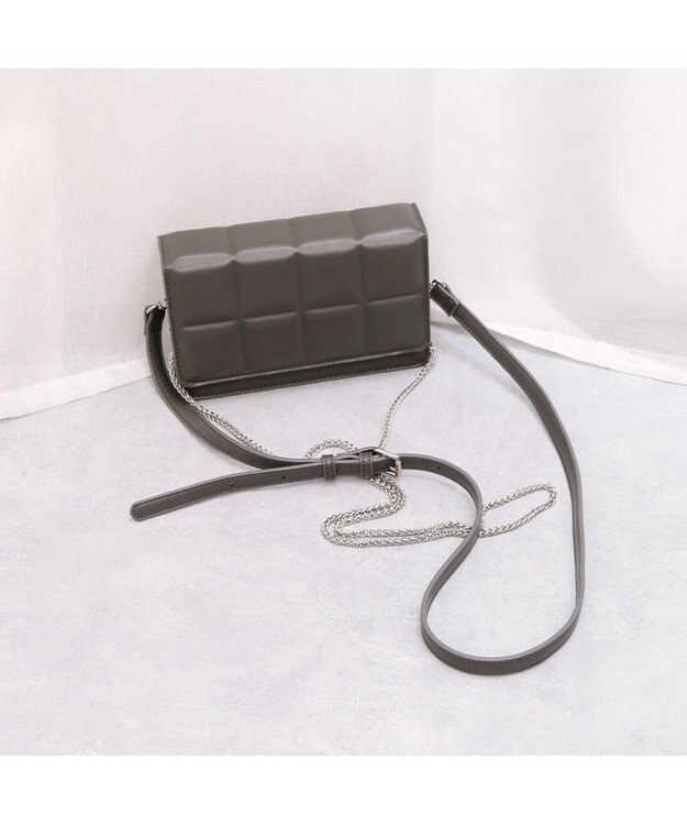 UNBILLION カシュカシュ cachecache / ブロック型押し2wayチェーンショルダー GY