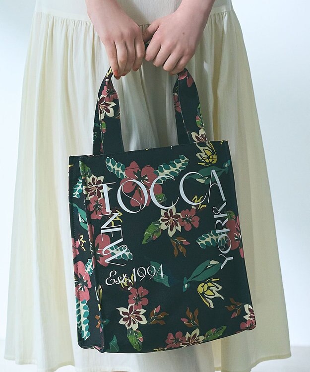 TOCCA 【A4サイズ対応】EXOTIC FLORAL TOTE トートバッグ ブラック（花柄）系