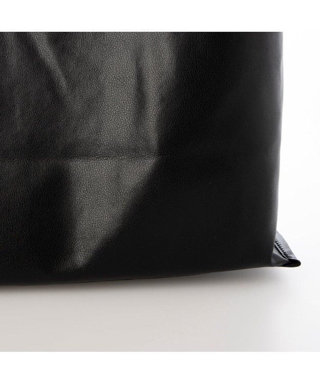 UNBILLION 【テレビ ドラマ着用アイテム】カシュカシュ cachecache / 一枚仕立てホーボーバッグ ブラック