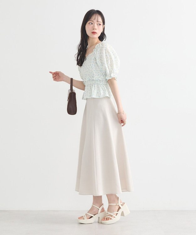 earth music&ecology フラワー刺繍フリルヘムブラウス Ivory