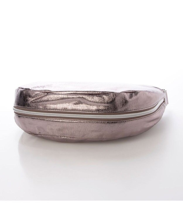 UNBILLION カシュカシュ cachecache / メタリックハーフムーンショルダー ダークシルバー