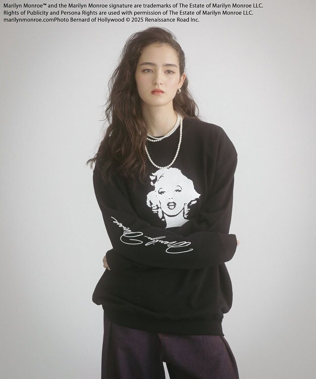 Green Parks ■Ｍａｒｉｌｙｎ　Ｍｏｎｒｏｅ　モノクロｐｔスウェット Black