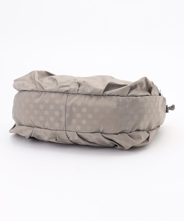 Y'SACCS ドットジャカードショルダーバッグ ライトグレー