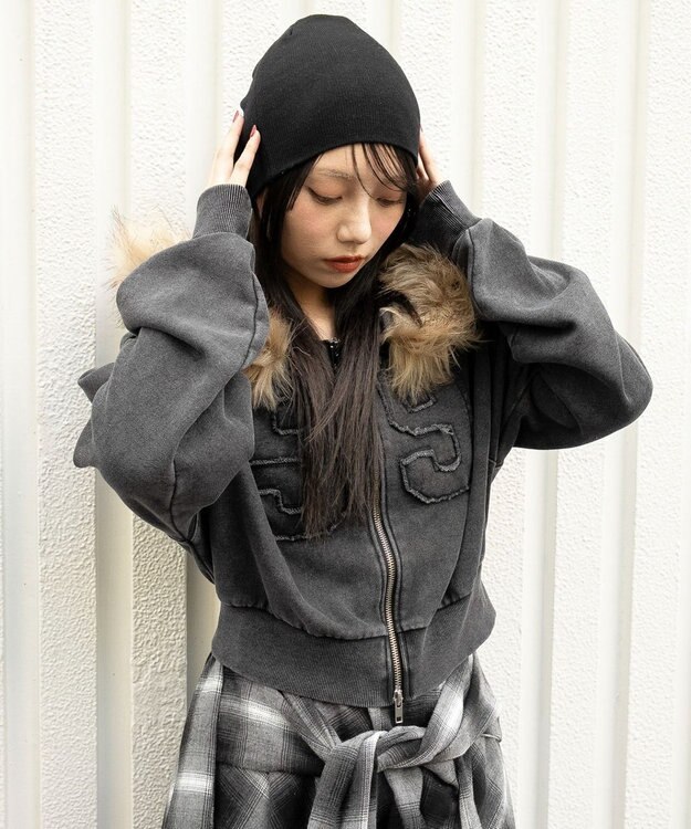 WEGO ファーフードショートZIPパーカー スミクロ