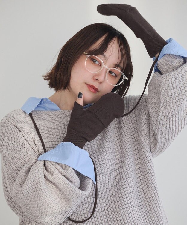 earth music&ecology チャーム付きニットミトン Charcoal Gray