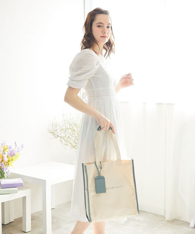 style code 【MERCURYDUO/マーキュリーデュオ】カードケース付　キャンバストートバッグ 推し活バッグ ブルーグレー