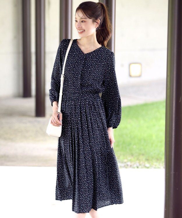 Tiaclasse 【洗える・新色追加】パフスリーブプリーツワンピース ネイビー