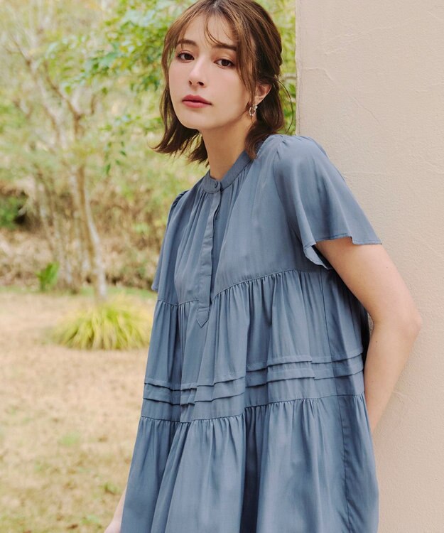 Tiaclasse 【洗える】バンドカラーティアードシャツチュニックブラウス ブルー