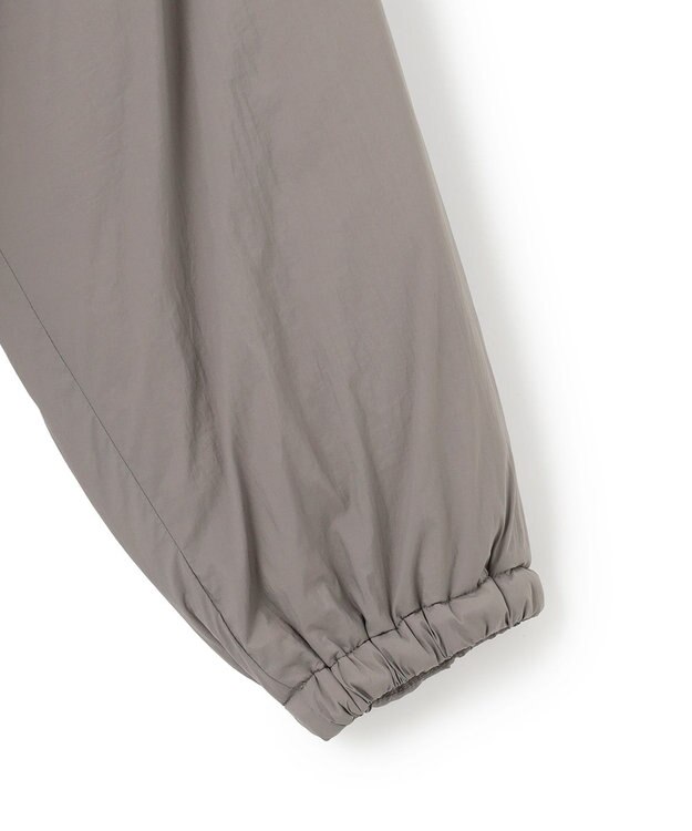 J.PRESS MEN 【J.PRESS ORIGINALS】【UNISEX】Nylon Washer Taffeta Golf Jacket ライトグレー系