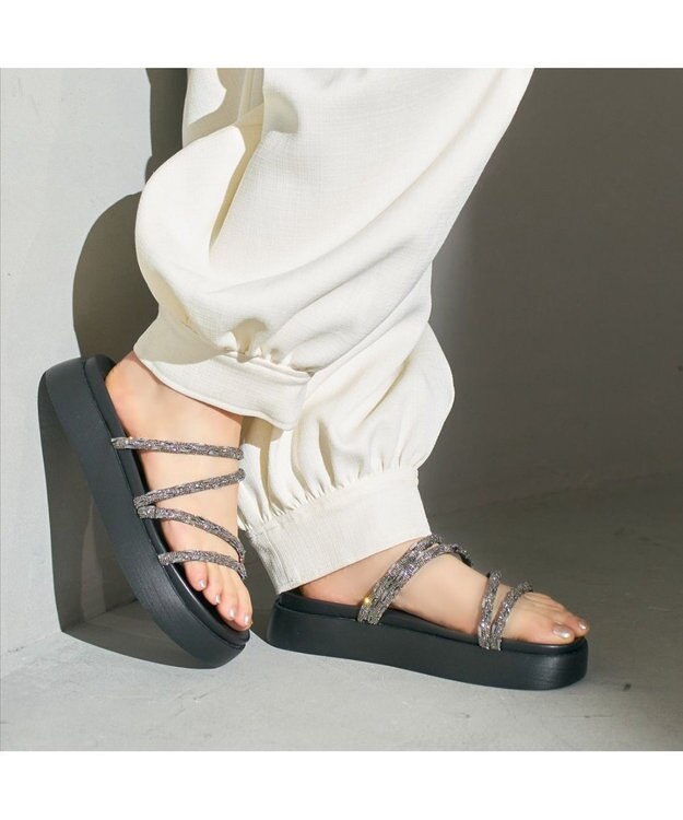 MODE ET JACOMO <carino>厚底ビジューサンダル ブラック