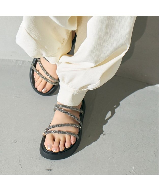 MODE ET JACOMO <carino>厚底ビジューサンダル ブラック