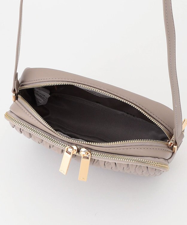 LA BAGAGERIE ランダムプリーツショルダーバッグ グレージュ