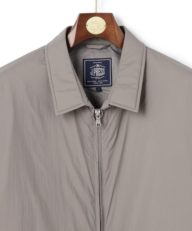 J.PRESS MEN 【J.PRESS ORIGINALS】【UNISEX】Nylon Washer Taffeta Golf Jacket ライトグレー系