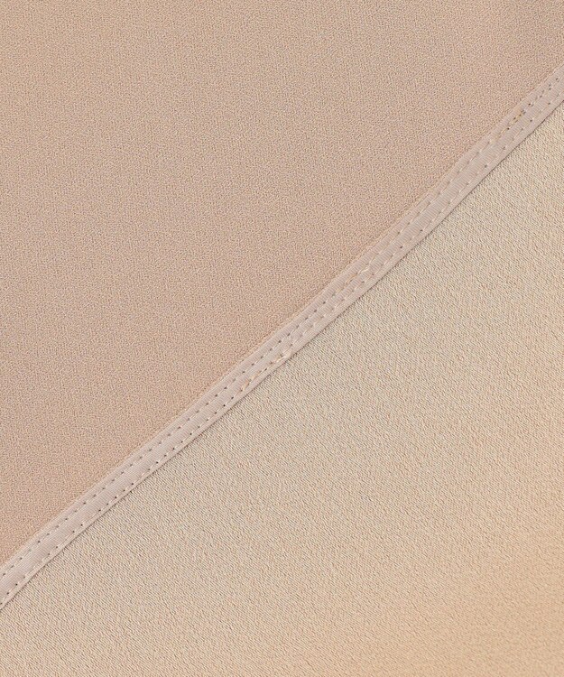 BEIGE， FLEUR / バックサテン プルオーバーブラウス Beige